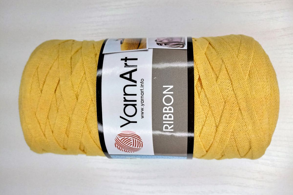 Włóczka tasiemkowa YarnArt  Ribbon- 764 (żółty)