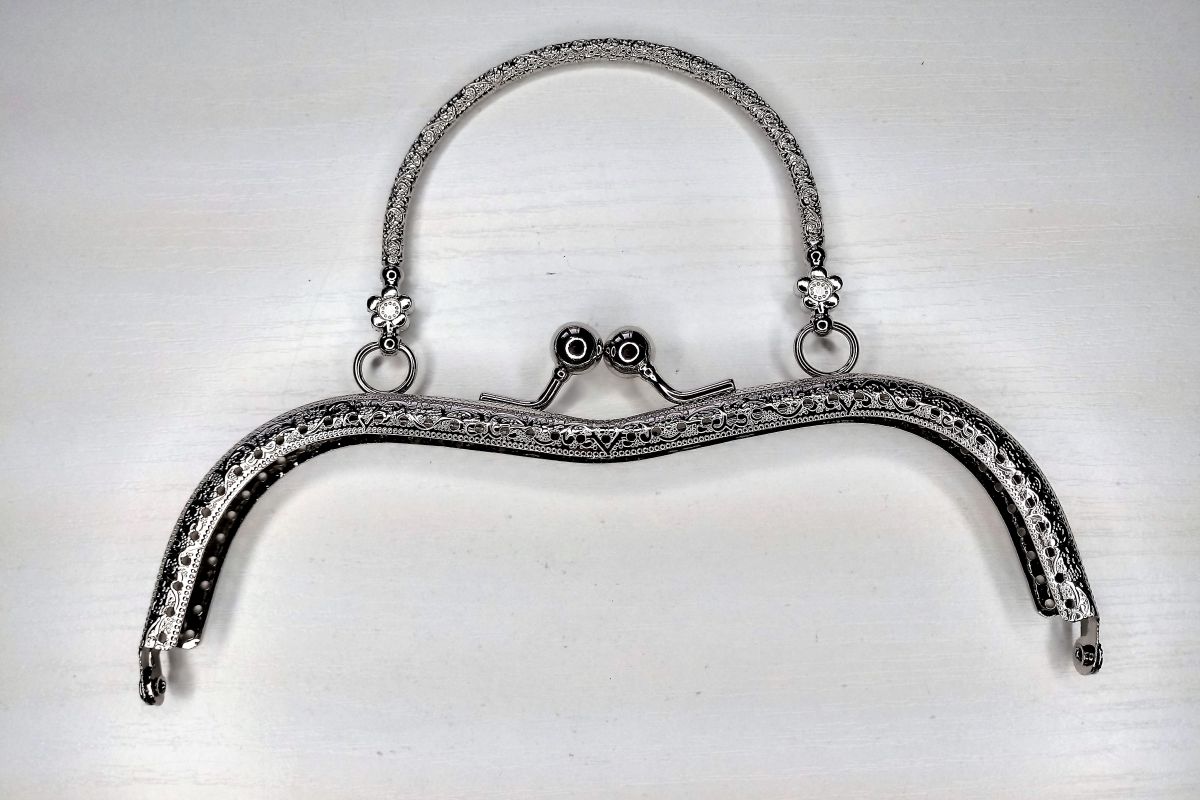 Bigle / rama metalowa torebki nikiel ( srebro ) - 19 x 7 cm