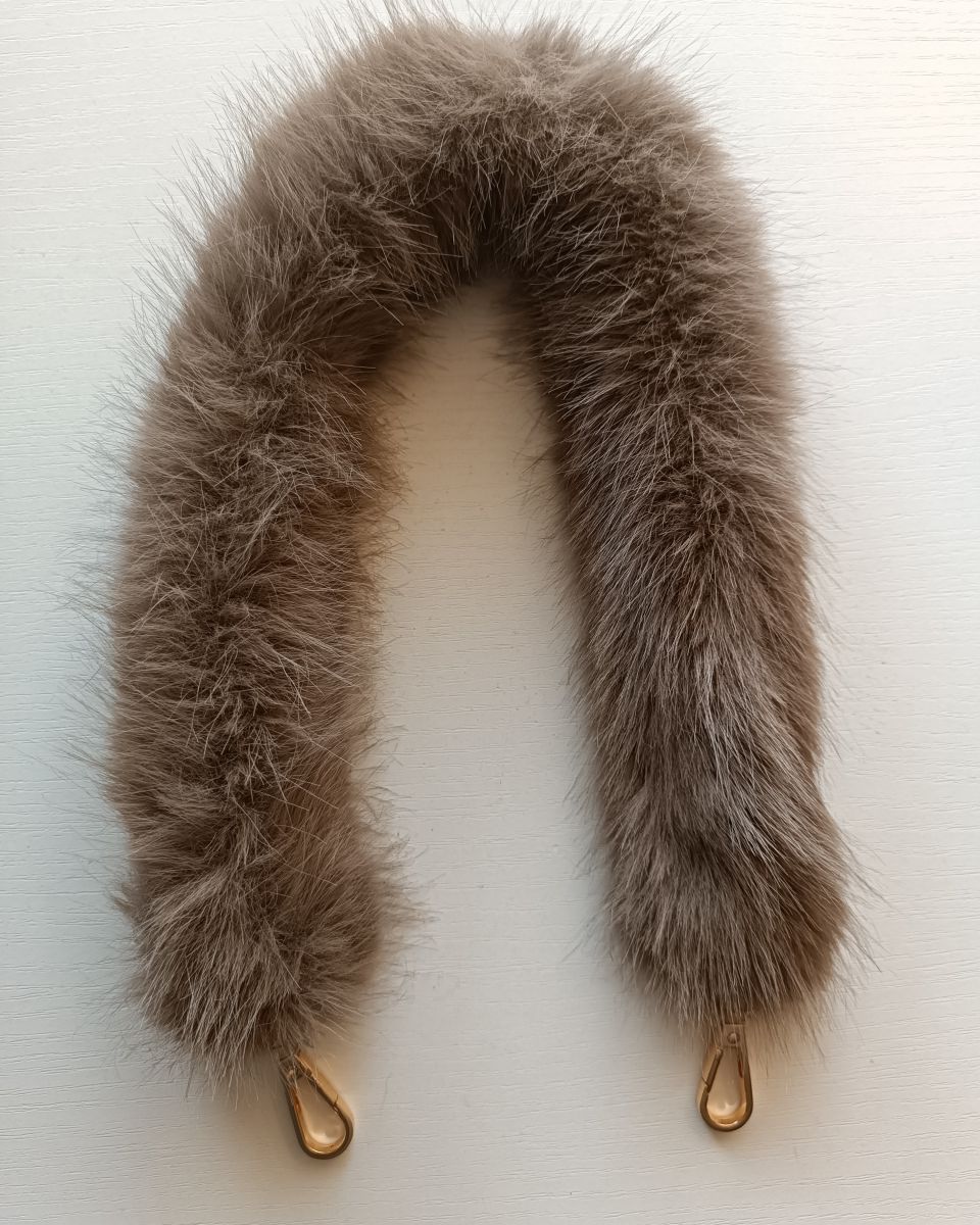 Futrzana rączka z karabińczykami - 65 cm - jasno brązowy (08 )