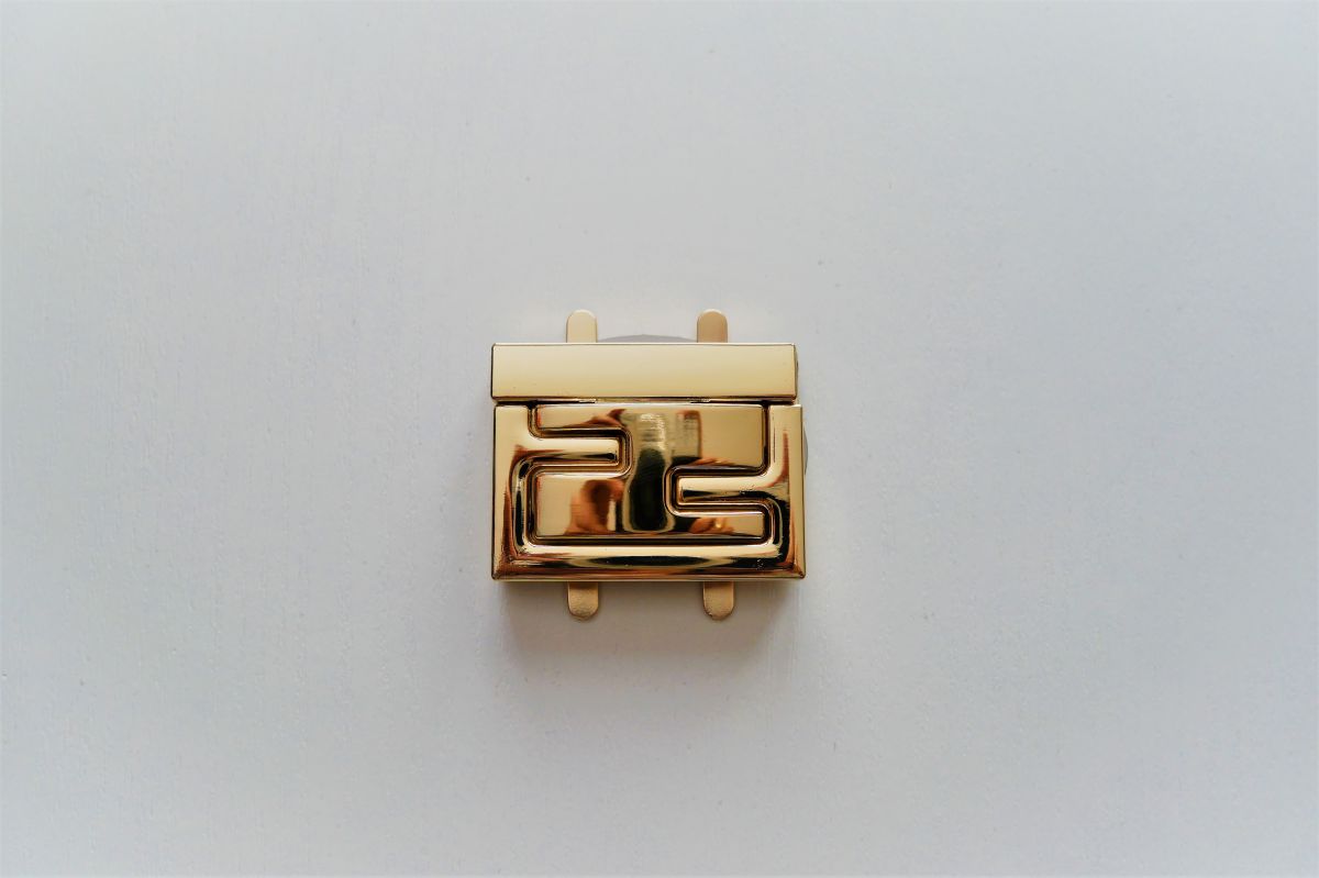Zapięcie do torebki lub torby - klik - 4 8 x 38 mm ( złote )